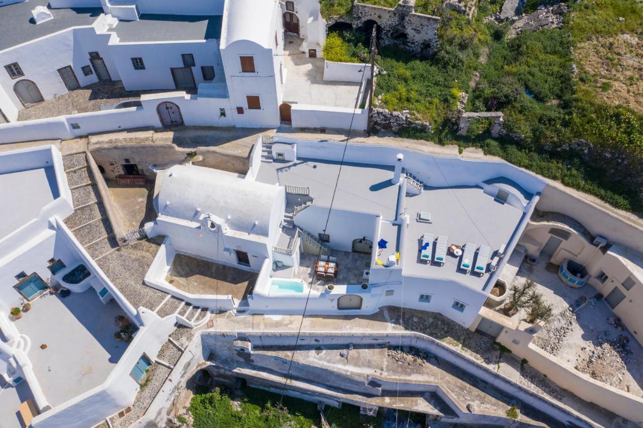 Santorini 180 Degrees Pýrgos